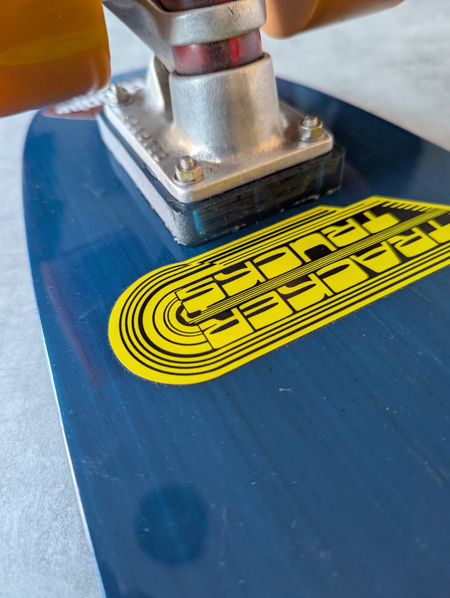 G&S Fibre flex Bowlrider w/ Tracker Half Tracks / Tunnel 5 Wheels