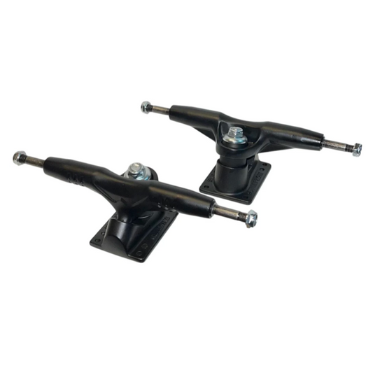 GULLWING SUPERPRO 3 Trucks BLACKOUT (Pair)